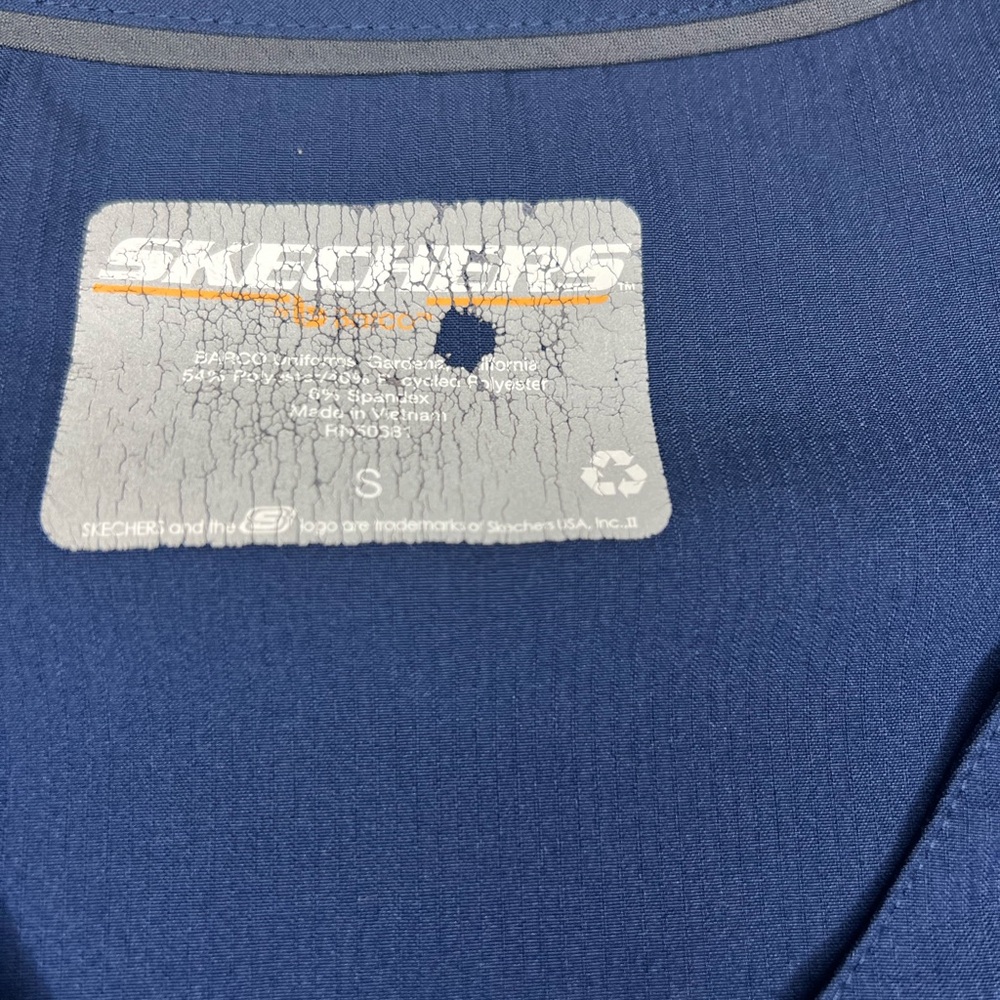 Skechers Reliance Scrub Top Size Small - Picture 3 of 8